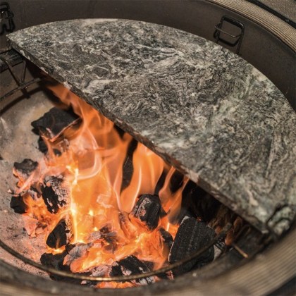 Kamado Big Joe Half-Moon Soapstone (2)